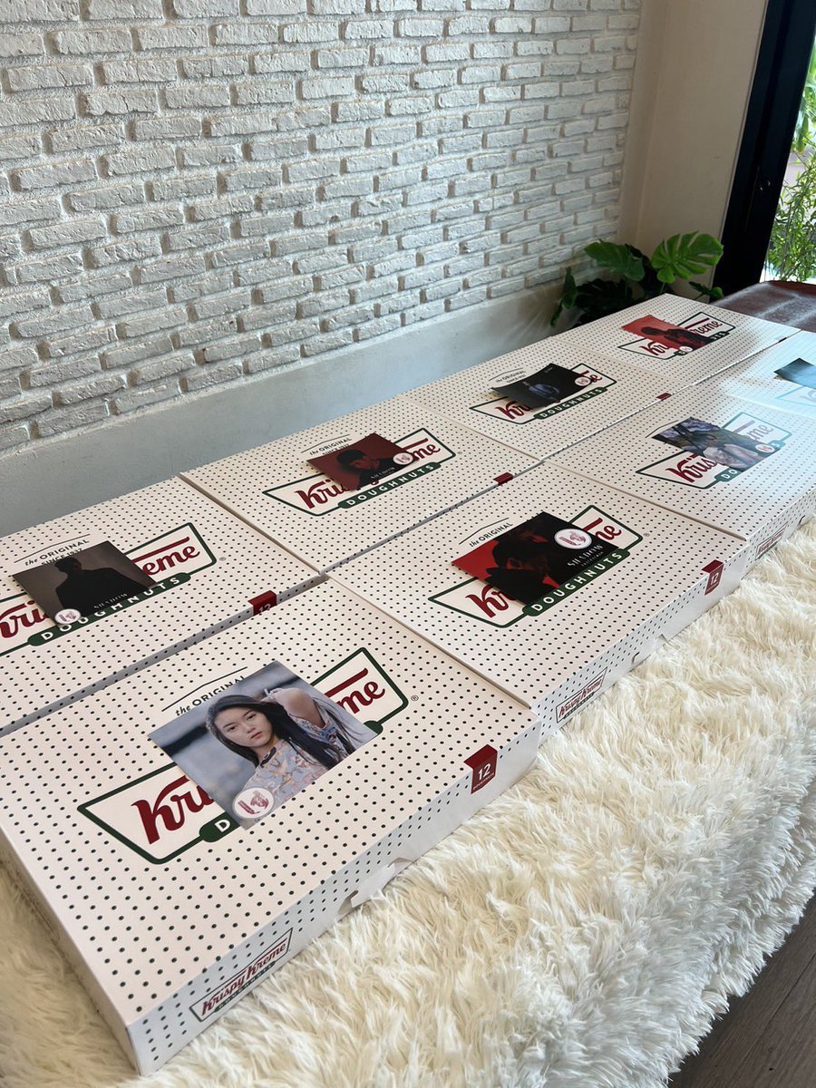 Singto_U0728's tweet photo. 19/03/2023 Food support for Shadow. Congratulations on wrap of series👏
#ปิดกล้องVIUShadow

Thanks @SingtoOnly_TH for always helping. https://t.co/BixlfB3FED