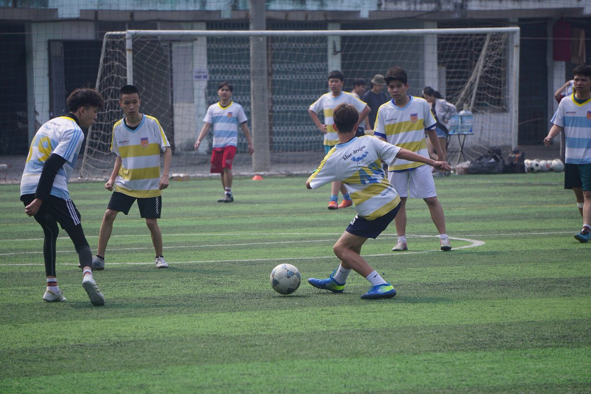 BlueDragonVN's tweet image. Sports have always been a part of Blue Dragon&apos;s outreach to kids in Vietnam. Why? Here are the top 7 of many great reasons...
#SportsForDevelopment
1/8