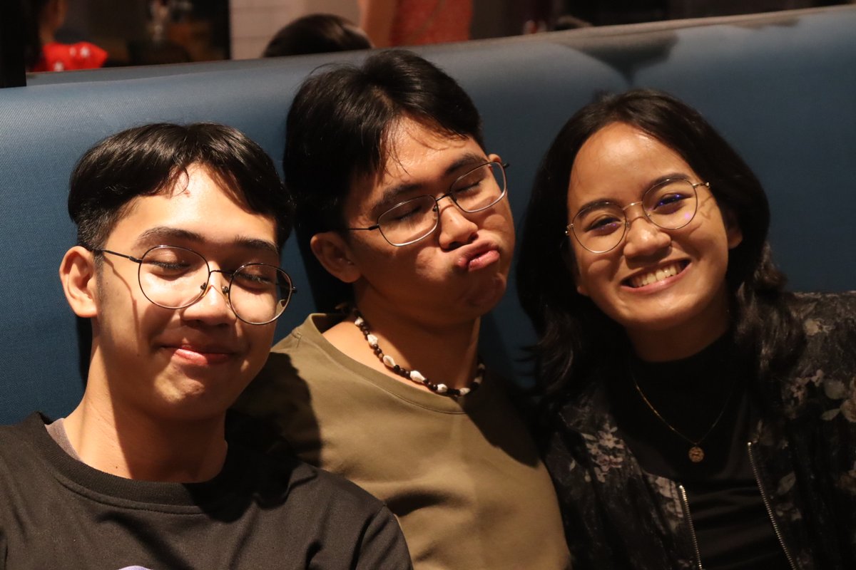 uscches's tweet photo. Welcoming the newbies 🥳 https://t.co/WhdpqkIEFR