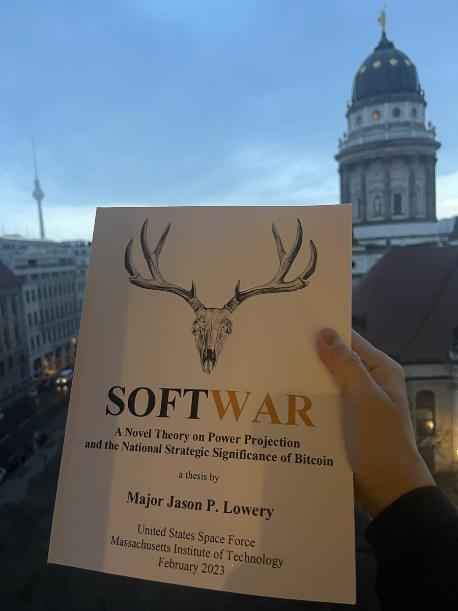 CliffCleeves's tweet photo. Good morning Berlin #SOFTWAR https://t.co/he80OPnfgY