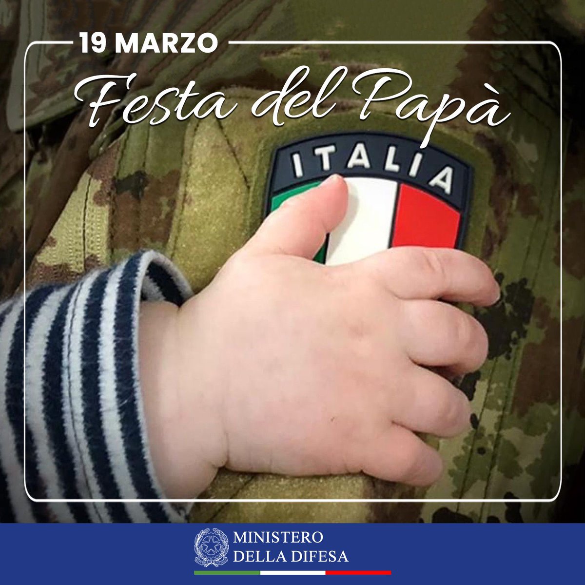 MinisteroDifesa's tweet photo. #19Marzo 
"Ai tanti #papà in servizio in Italia e all'estero, lontano dalle loro famiglie per garantire la #difesa del Paese e la sicurezza dei nostri figli, tanti auguri", così il Ministro @GuidoCrosetto in occasione della #festadelpapà https://t.co/X6F33nC3lt