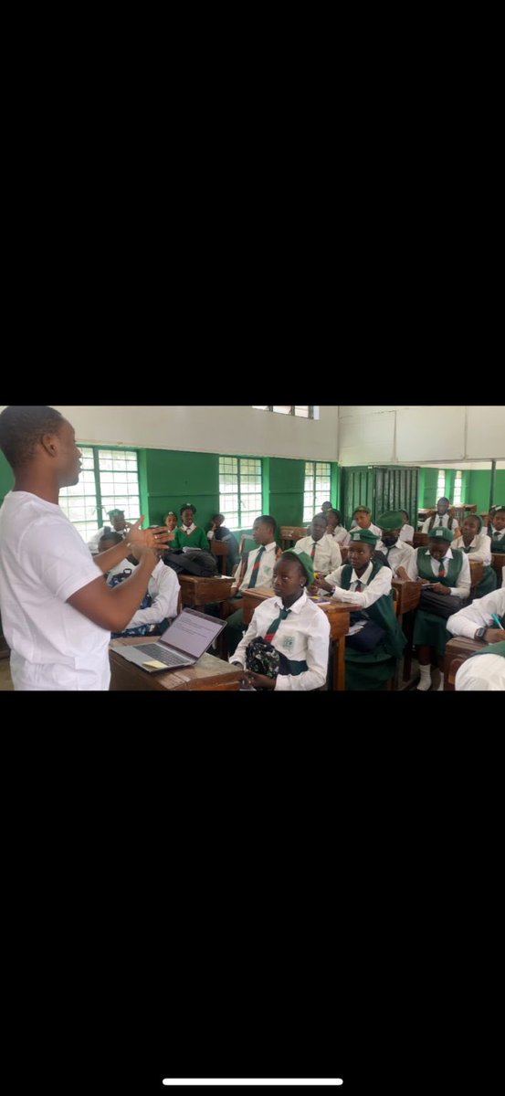 SH__Foundation's tweet photo. Today we visited Therbow Secondary School where my colleague Mukhtar Abdulahi Abbah takes them on ICT and other Tech Carrer they can venture into after high school.
These brilliant minds were amazed by the versatile career goals available to them.
#TECH #techherin #womenintech https://t.co/0bilYHYD5c