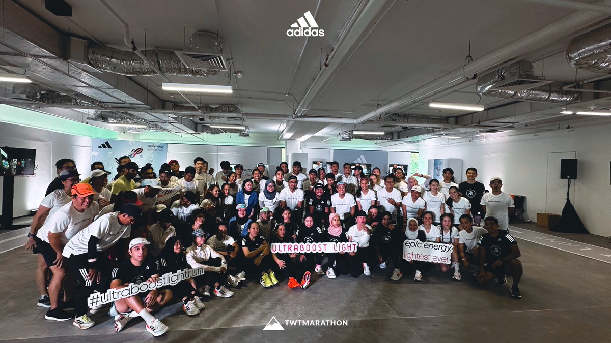 twtmarathon's tweet photo. Terima kasih Adidas Malaysia 🇲🇾 atas jemputan.
#twtmarathon
#adidasmy
#adidasrunnerskl
#ultraboostlight https://t.co/tJXnFXWD0K