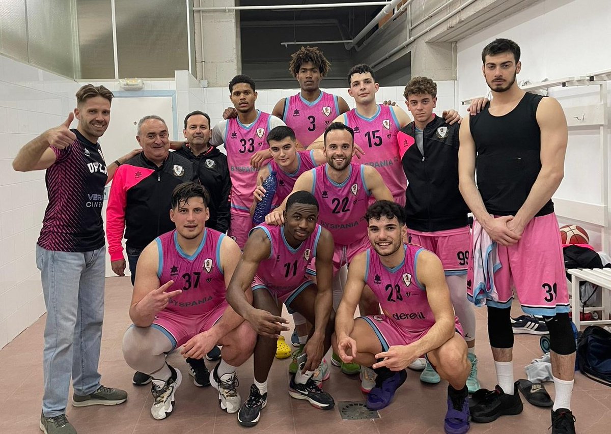cb_upla's tweet photo. Importante decimoquinta victoria de los chicos BYSPANIA.
UPLA 103 @eltoyobasket 72
Gran resultado en el derbi Almeriense de cara a las 4 finales que tenemos por delante 💪.
#Seguimos #LigaN1 @FAB_Andaluza https://t.co/TVdwskQZhx