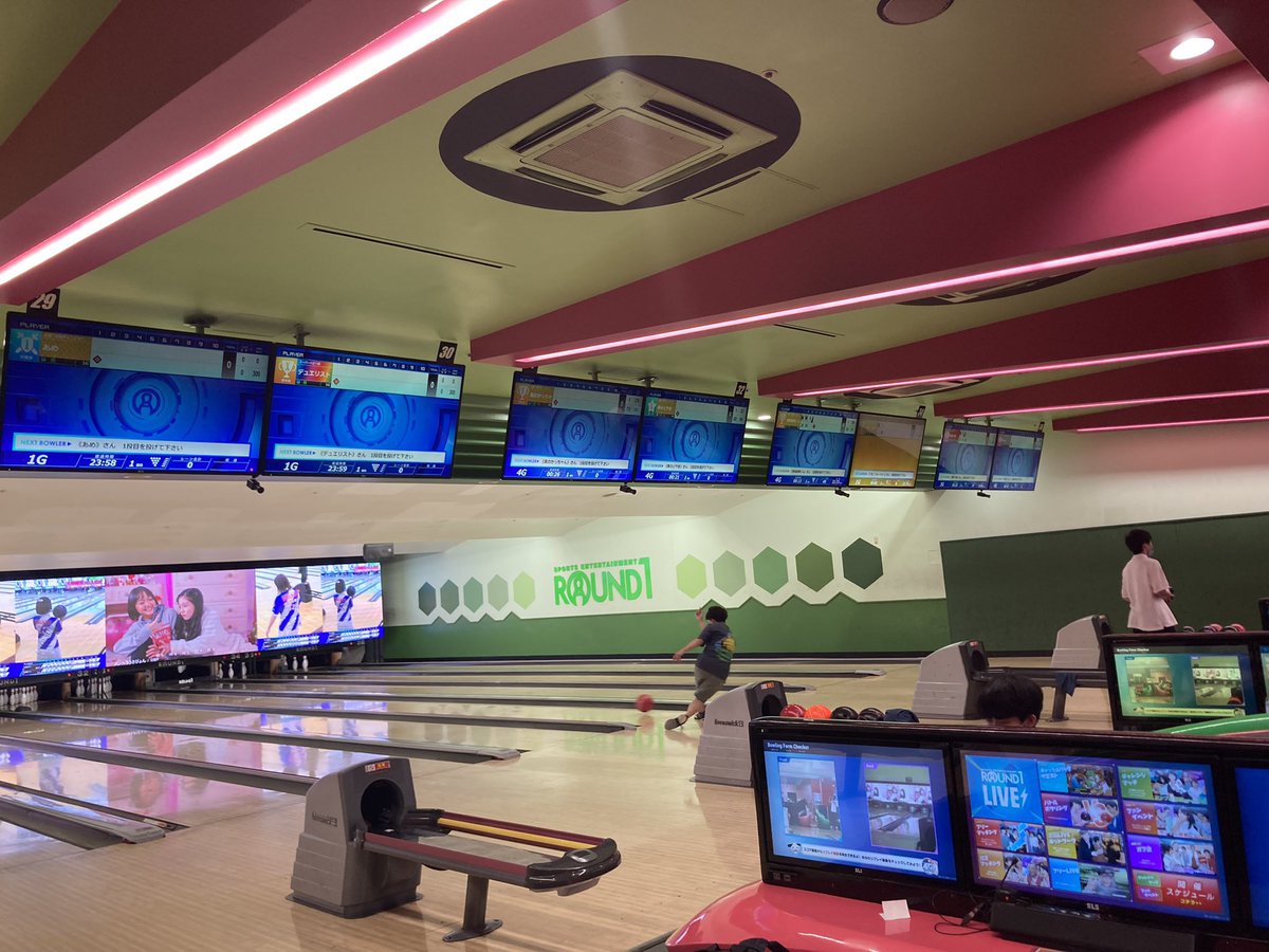 hkatchan_'s tweet photo. 兵庫って伊丹、姫路飾磨に強い人集まってるからレベル高すぎ🎳

（写真は綱島と板橋の集会） https://t.co/YhxpjtsOid