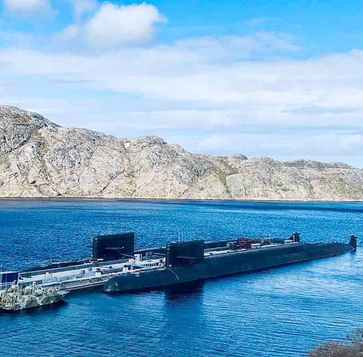 Всех причастных с Днем подводника!