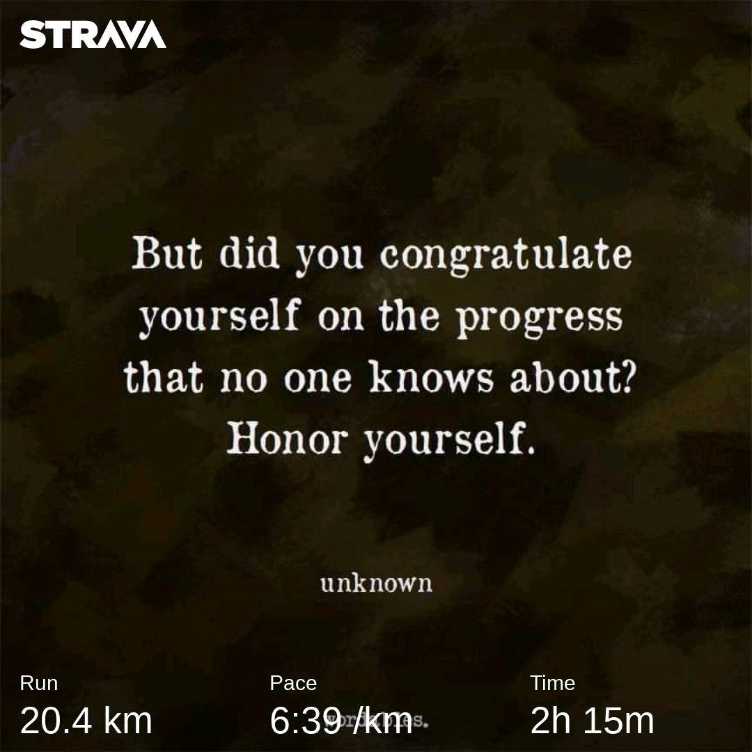 Keep Digging. There's Gold Here 🖤
#RunningWithTumiSole 
#RunningWithSoleAC 
#IPaintedMyRun 
#NothingFeelsBetter