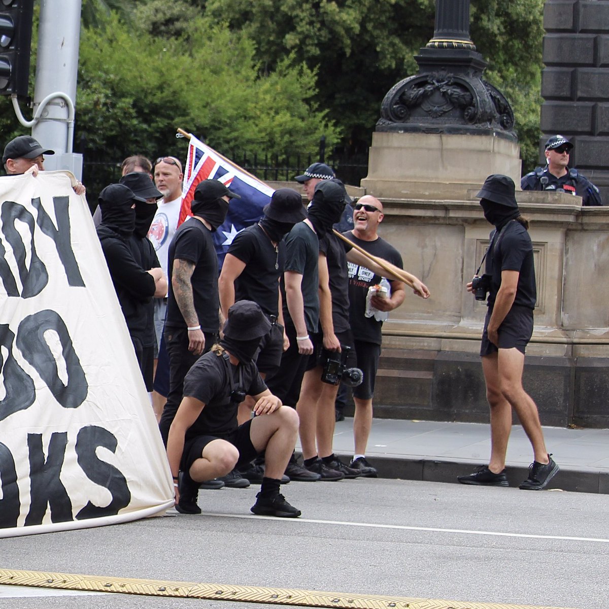 LensCompassion's tweet photo. More photos from when the Nazis arrived at the anti-trans protest yesterday in Melbourne Australia. 
#acab #antifa #nazis #TransRightsAreHumanRights #TERFs #posieparker #Melbourne #melbourneprotest https://t.co/blo3oRAf1B