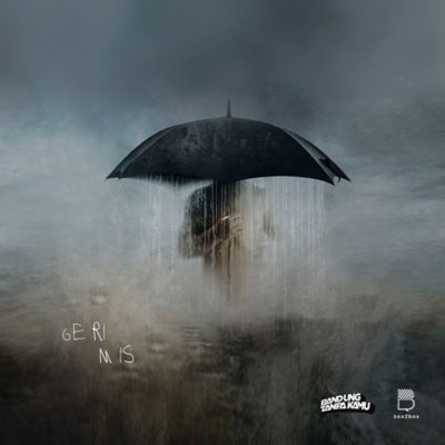 Hujan kembali jatuh
Menimpa dedaunan kehausan dan ranting yang lelah menopang daun kering kerontang.
mencoba menerima apa yang Allah takdirkan untuknya. 

Sementara manusia masih berusaha mengelak, meronta menampakkan kerakusan tanpa rasa berdosa. Memakan sesama 

#NuansaJiwa