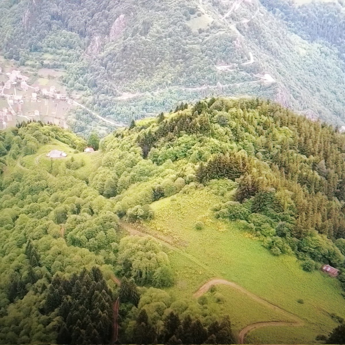 UGopso's tweet photo. Trabzon Çaykara Ataköy Gopso
#Trabzon
#Çaykara
#Uzungöl https://t.co/Z7XOA18mdf