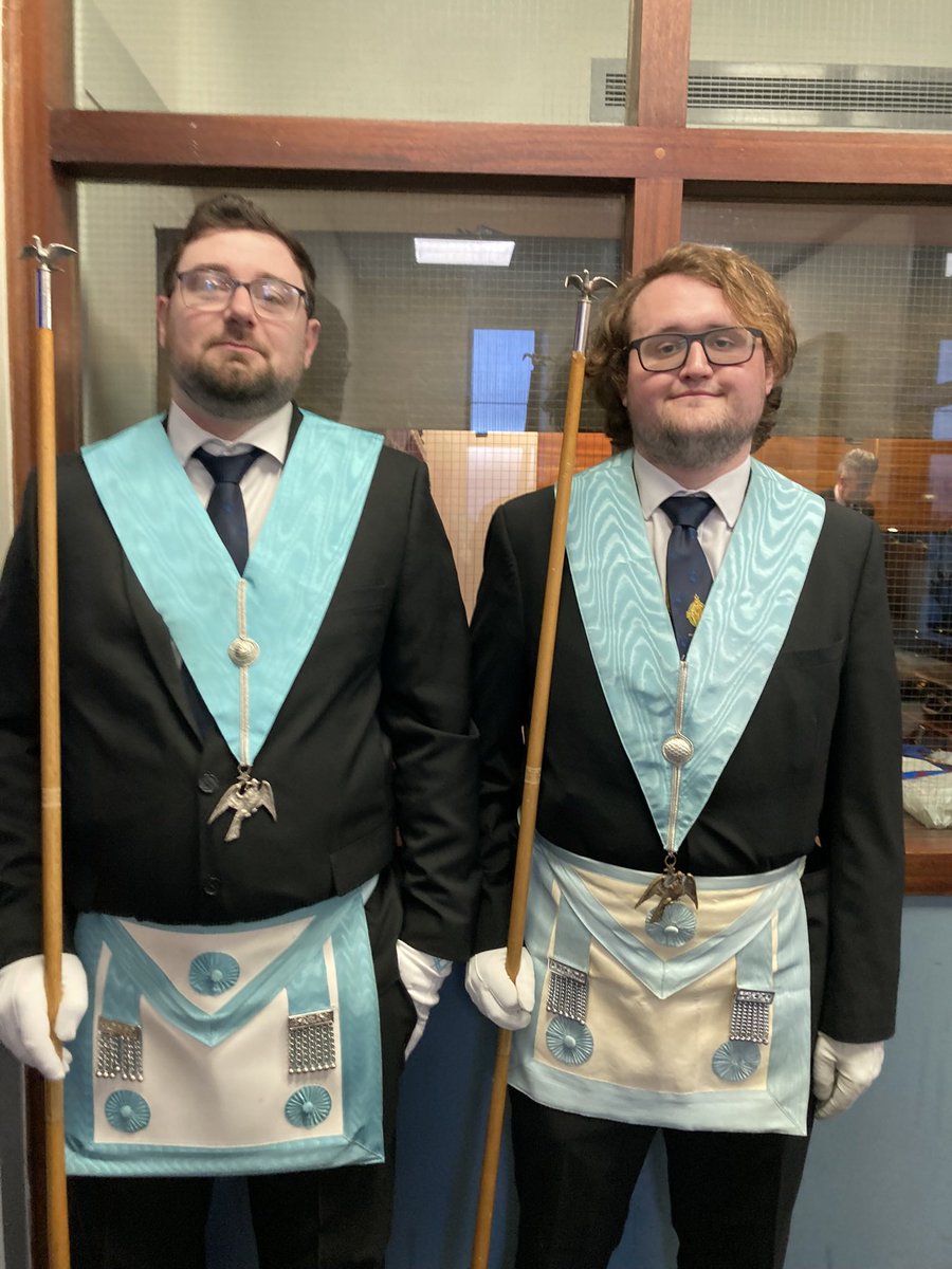 7345Heatherden's tweet photo. The great Heatherden Irish night ☘️ 3rd degree Cracking ceremony and fantastic Irish themed FB! https://t.co/nYCPLnFfbT