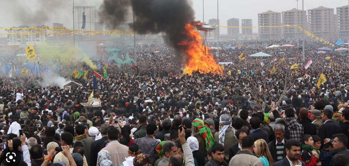 Hevallo's tweet photo. TODAY-TODAY-TODAY-TODAY

LONDON NEWROZ EVENT.

FINSBURY PARK 12 NOON -6PM https://t.co/4i43K4n6hC
