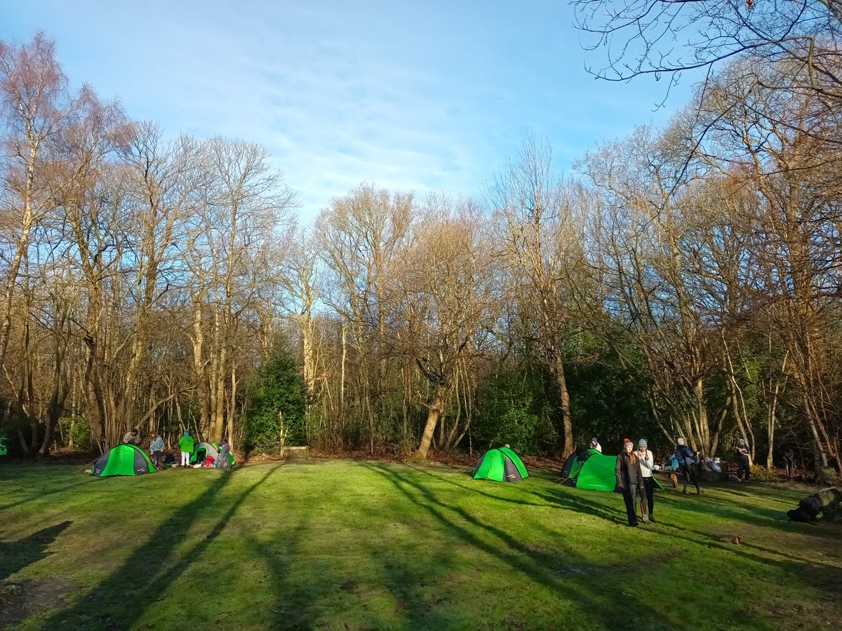 Good morning! Everyone's up and getting camp struck before setting out. The sun is shining on us too 😁