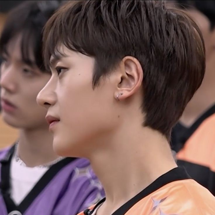 seokryou's tweet photo. his side profile is so pretty https://t.co/AMS1WJsecW