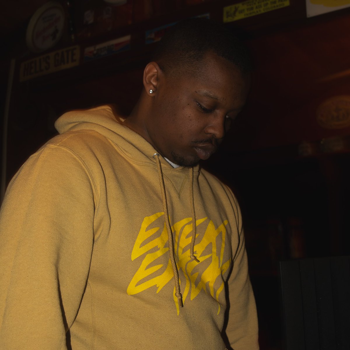 SOSgallery's tweet image. 4horsemen