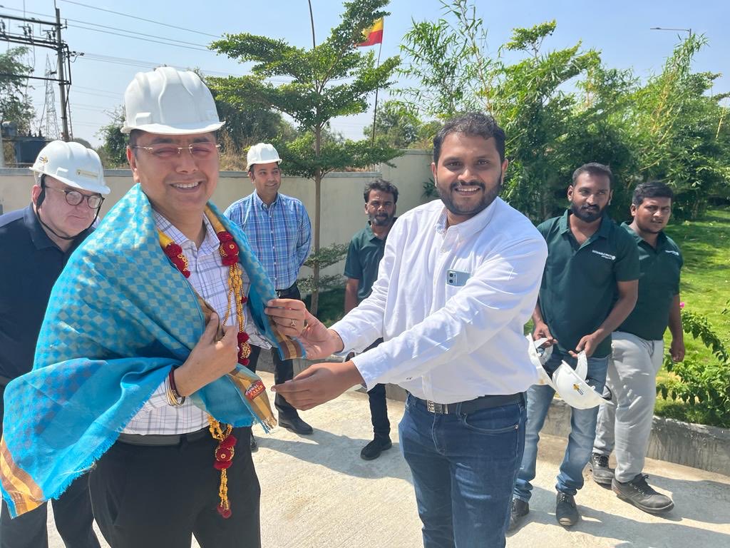 AroraAmanSunam's tweet photo. Had a fruitful plant visit along with PEDA Officials Sh.Sumeet Jarangal&amp;Sh MP Singh at Sustainable Impacts,Bengaluru 2study Municipal&amp;Agri waste 2 CNG&amp;CBG production which can prove 2b blessing for Pb
⁦⁦@BhagwantMann⁩ is committed to transform Pb a leader in Green Energy https://t.co/5NMI5uFLtv