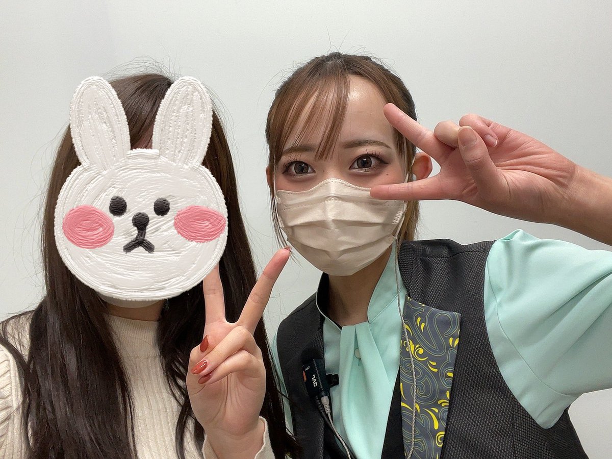 愛音ちゃんとお写真撮れた😍📸
顔小さすぎっめちゃくちゃ可愛いかったよーー🥹💞
#ベガスベガス成沢店