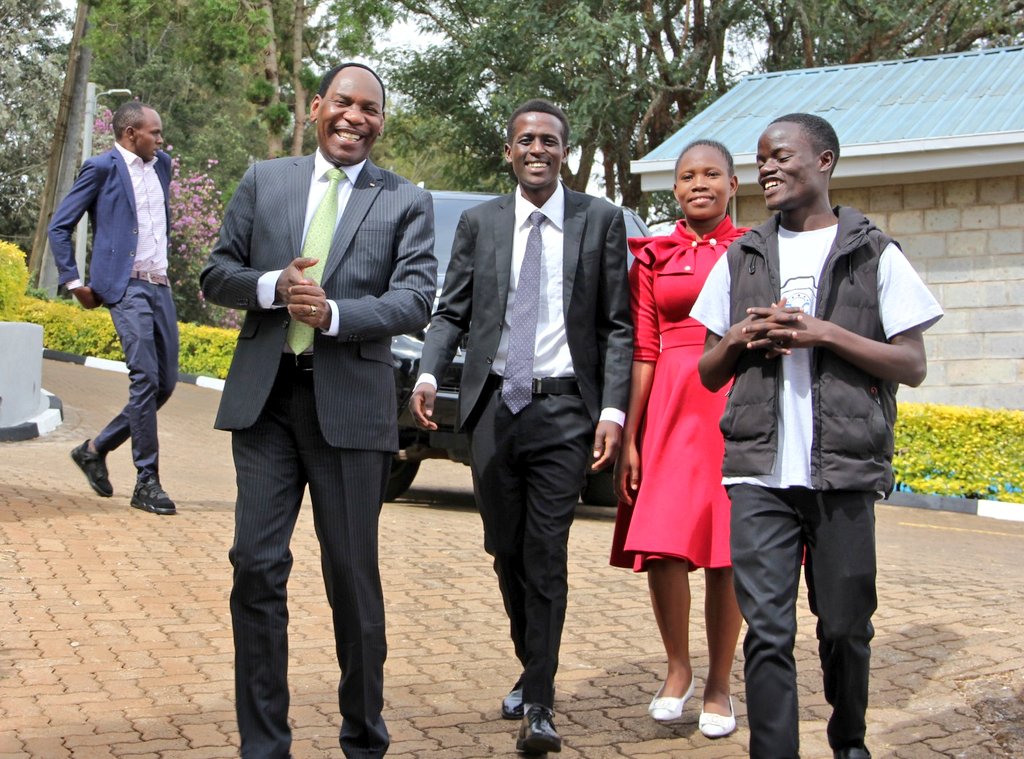 EzekielMutua's tweet photo. Warm reception at the @uonbi Upper Kabete Campus Christian Union led by Brian Ogolla, Chairman for an ICT Sunday fellowship this morning where I will deliver a keynote address on "The Place and Role of Media in Promoting Christian values." https://t.co/36ul3wGLjd