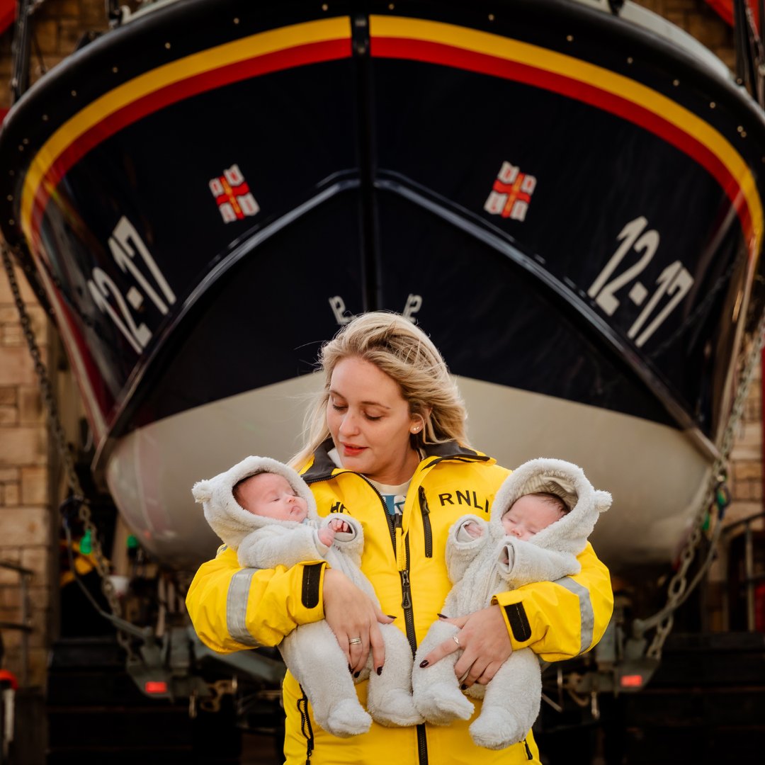 The amazing mothers of the #RNLI are like our lifeboats - always there when you need them most. Thank you. We're wishing everyone a lovely #MothersDay. 💐 📷 Lynsey Melville Photography @AnstrutherRNLI.