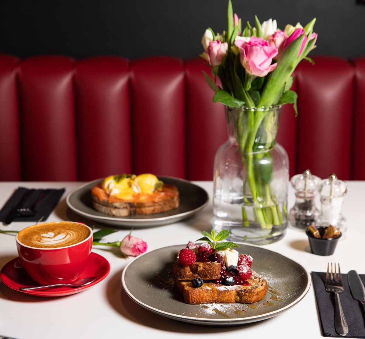 Happy Mother's Day! Here's to all the hardworking, selfless and caring Mums out there. Join us today for Mother's Day Brunch to celebrate 🌸 #mothersday #mothersdaybrunch #kensington