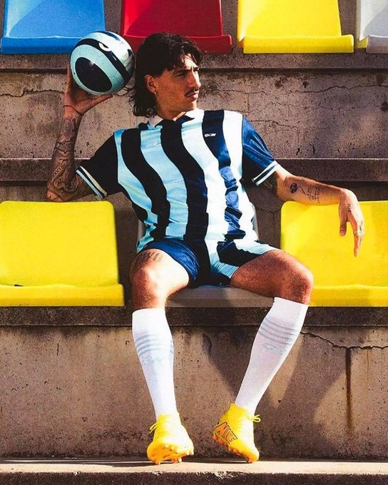 Happy Birthday Héctor Bellerín One of the most stylish men in football!   