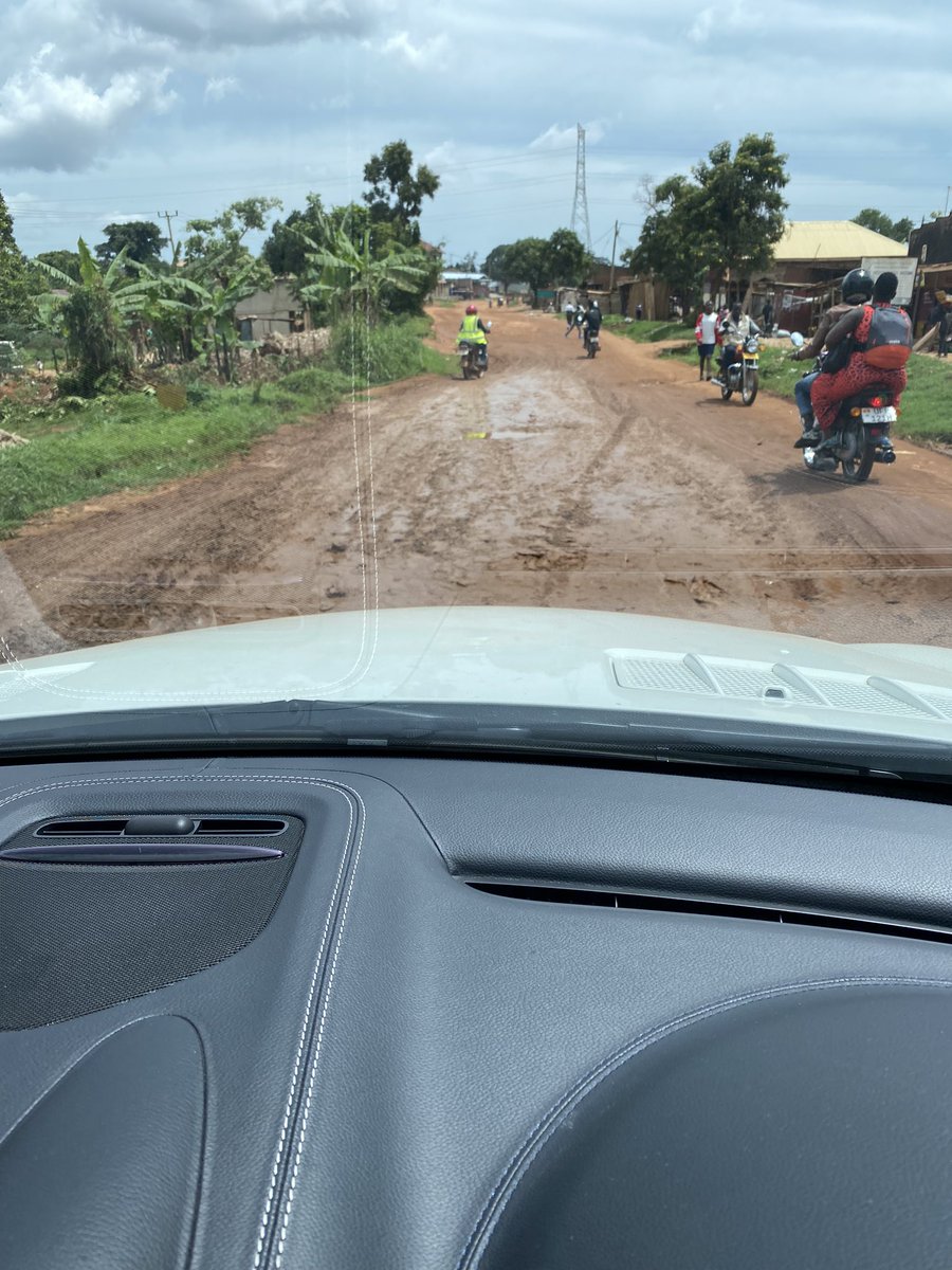 Patrick Mukasa (@pmukasaofficial) on Twitter photo Bukerere!
Tusaba government etuyambe. 🧎<a href="/UNRA_UG/">UNRA_UGANDA</a> @UNRA_ED Misindye -Bukerere- Kiyunga road is like a neglected road that once upon a time led to a cattle ranch somewhere deep in Nakapiripirit. <a href="/MoWT_Uganda/">Ministry of Works & Transport</a> please do something naye tufa. Bukerere!
Tusaba government etuyambe. 🧎<a href="/UNRA_UG/">UNRA_UGANDA</a> @UNRA_ED Misindye -Bukerere- Kiyunga road is like a neglected road that once upon a time led to a cattle ranch somewhere deep in Nakapiripirit. <a href="/MoWT_Uganda/">Ministry of Works & Transport</a> please do something naye tufa.