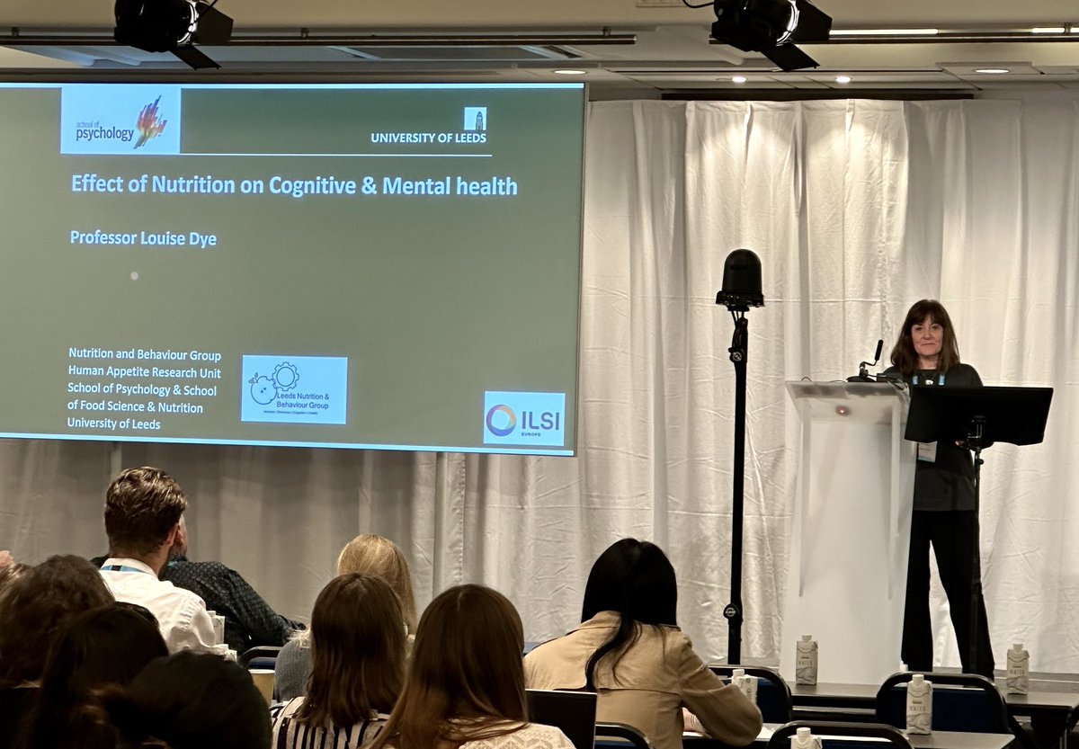 jfcryan's tweet image. Last session of ⁦@ECNPtweets⁩ Young Scientist Workshop- ⁦@louisedye⁩ on the role of nutrition on cognition &amp;amp; mental health #ECNPWS2023
