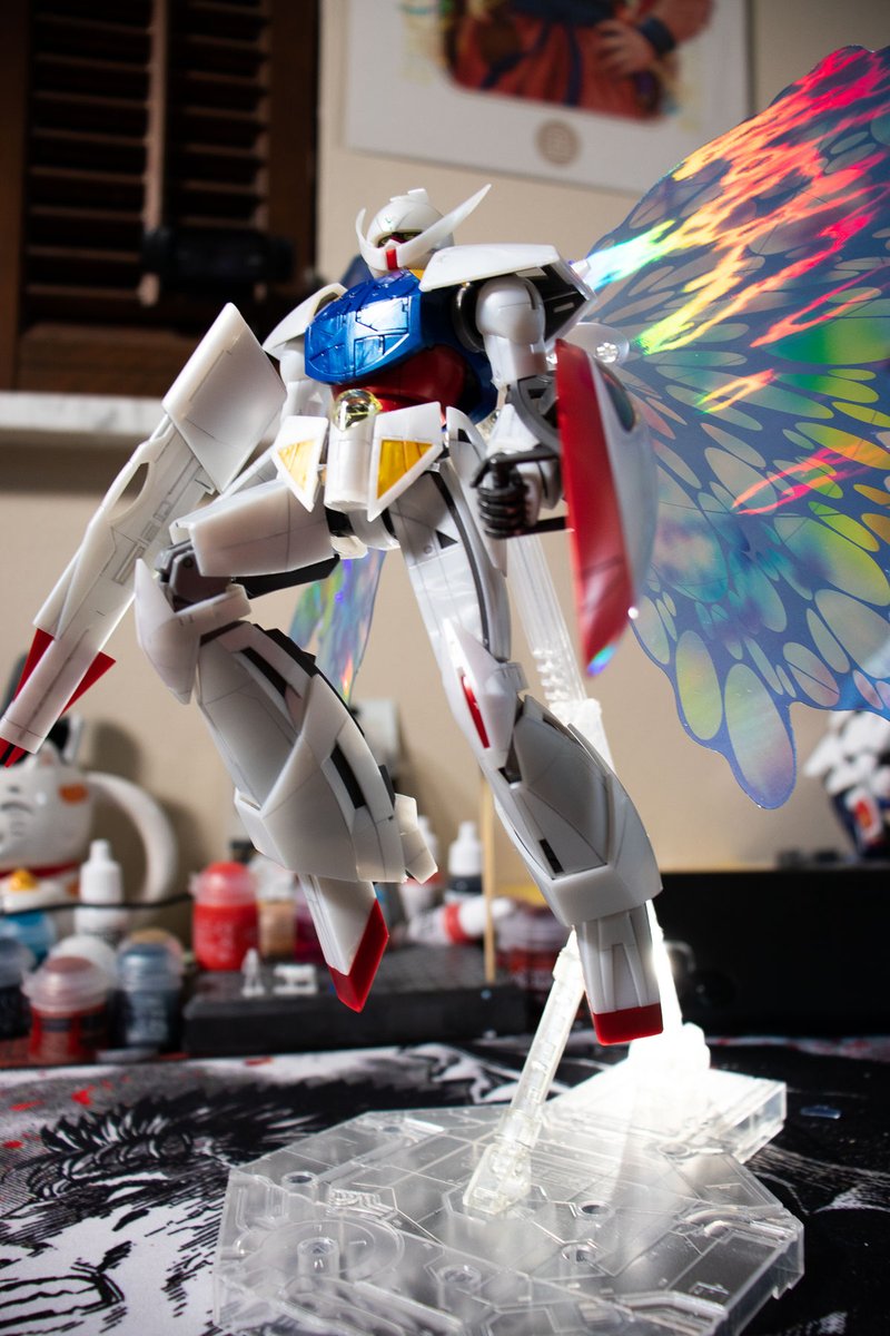 AHolyCorndog's tweet photo. 1/100 ∀ Gundam, aka Turn A. PBandai Pearlescent plastic with Moonlight Butterfly effect parts 
I have so much to say about this kit and the story its from but not enough space in a single tweet, so just go watch Turn A! https://t.co/yhYse8IsK3