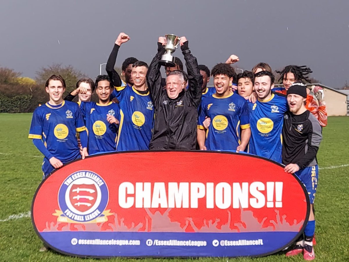 Romford FC tweet media