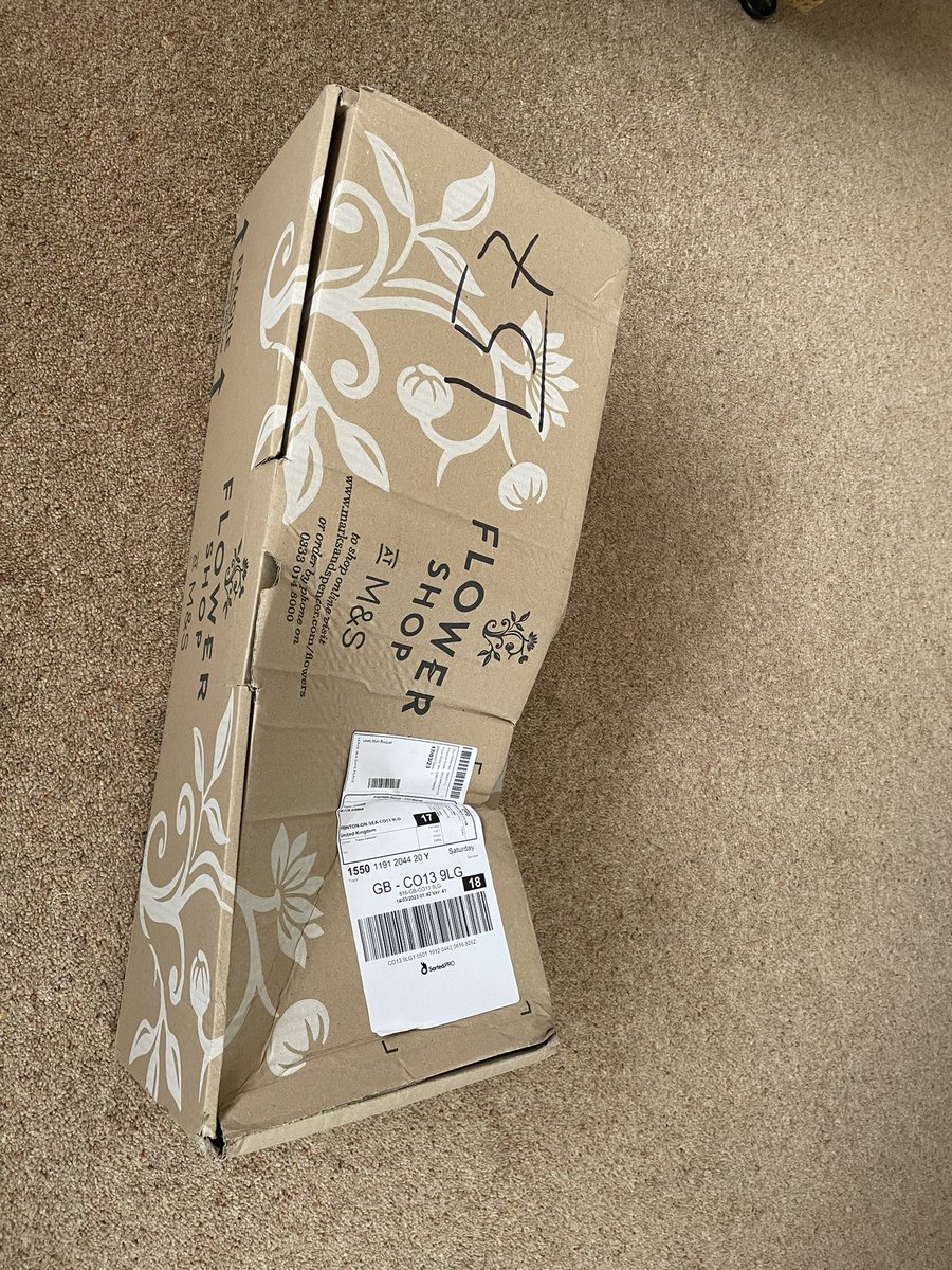 tcteachlearn's tweet photo. @marksandspencer very disappointing start to Mother’s Day look at the box my flowers where delivered in https://t.co/QZI2w3Klqk