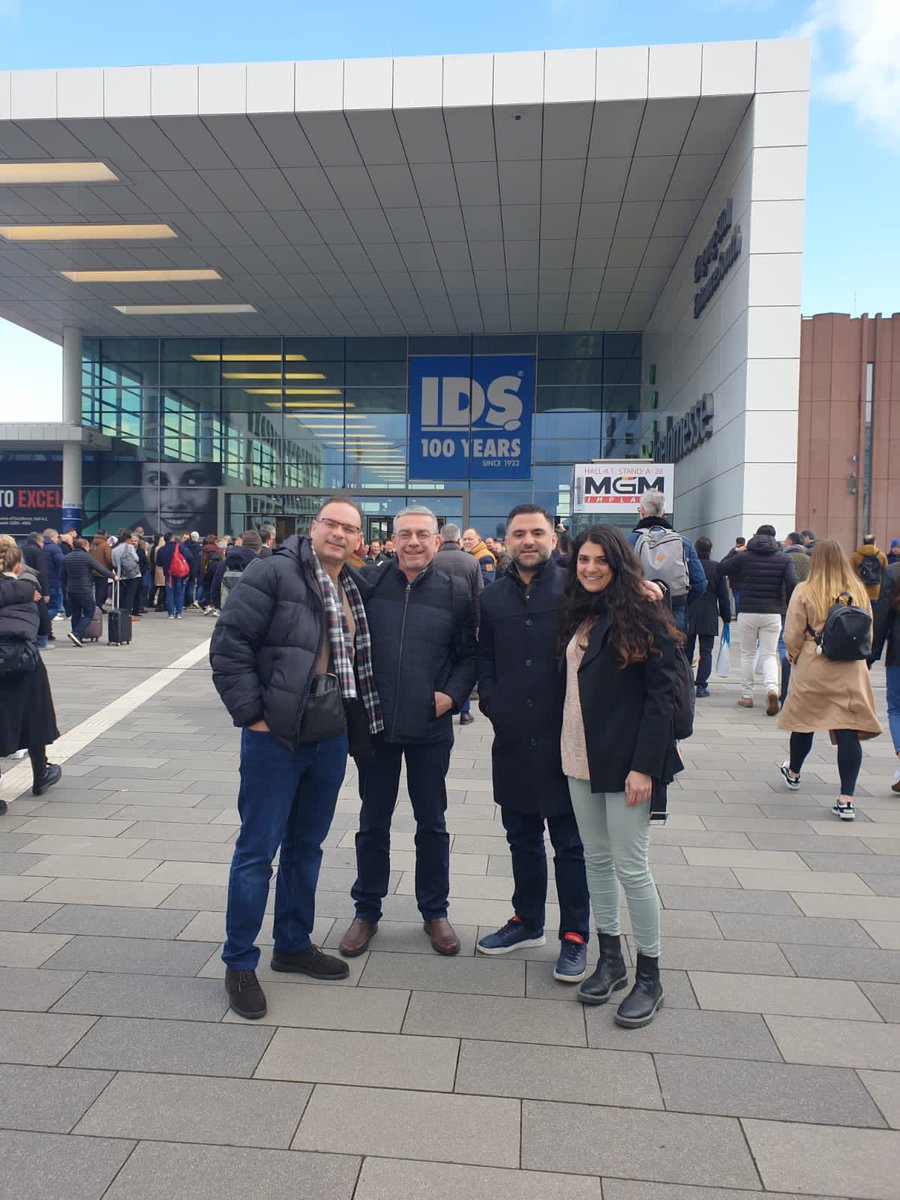 on-twitter-rt-dentalgeorge-great-experience-at-the-ids