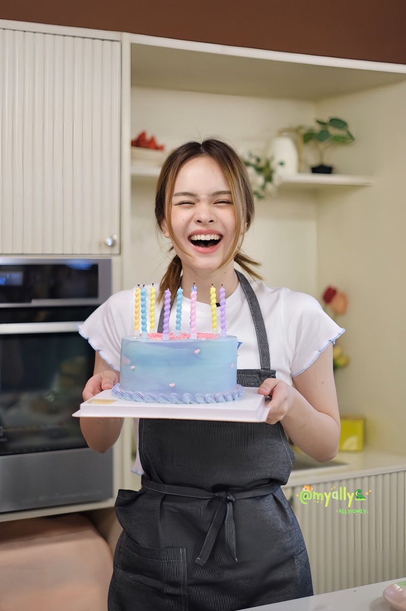 lukyimnongjiw_'s tweet photo. ♡ ˚ ༘ * ℎ𝑎𝑝𝑝𝑦 𝑏𝑖𝑟𝑡ℎ𝑑𝑎𝑦 * ꒱🥯𓈒
จะอยู่อวยพรให้หนูมีความสุขในทุกปีเลยค่ะ 🥺🫶🏻💗
#OneNineMiracleWithALLY
#allynitibhon #ALLYsONLY #ALLY #แอลลี่ https://t.co/Yx95rpBIsW