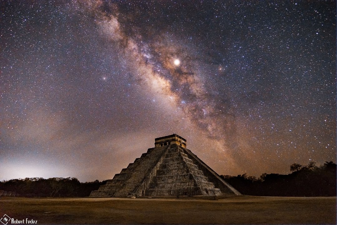 Swetilein1's tweet photo. 'Equinox at the Pyramid of the Feathered Serpent' image from the #NASA_App
https://t.co/ckIyvcDXoL
#Astrophotography #astronomy #space https://t.co/R06DTSrAKE