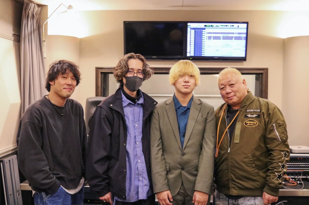 clubfantasy_net's tweet photo. 【超重大発表】音楽グループ名義yofukashiの新曲「しじみ」の配信リリースが決定。ワルサさんのために書き下ろしたコラボ曲になります。ボーカルはなんとワルサさん。ギターには田村さんに参加してもらったスペシャルな一曲です。詳細は追って発表します。お楽しみに！ https://t.co/2k6zLnZabv