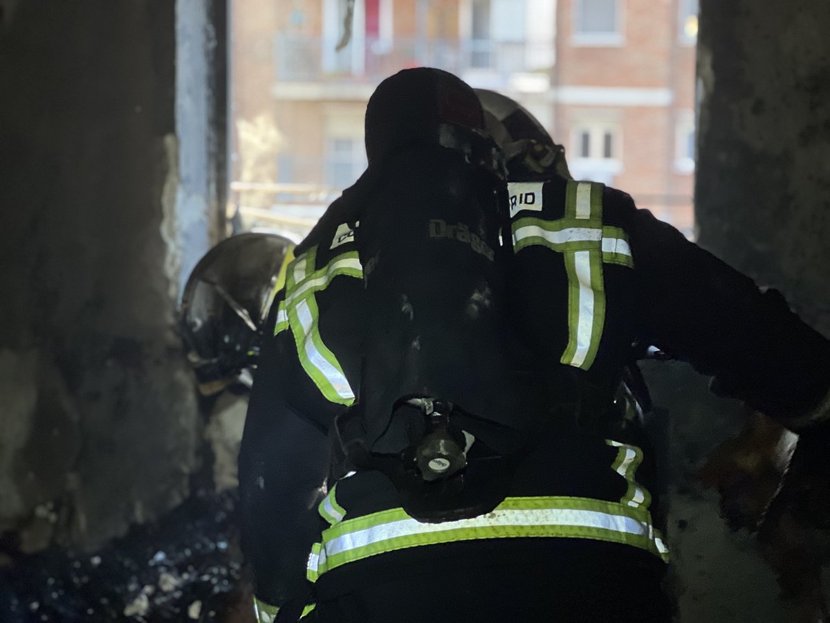 112cmadrid's tweet photo. ➣ Balance 2022 #BomberosCM

➣ Los parques que tuvieron más salidas fueron el #Parque22 (Alcalá de Henares), el #Parque31 (Parla) y el #Parque11 (Alcobendas).

➣ El mes de julio fue el de mayor actividad con 1.909 incidencias.

+Info: https://t.co/fL5zU1t0CB

#ASEM112 https://t.co/Z2T7bgDmYQ