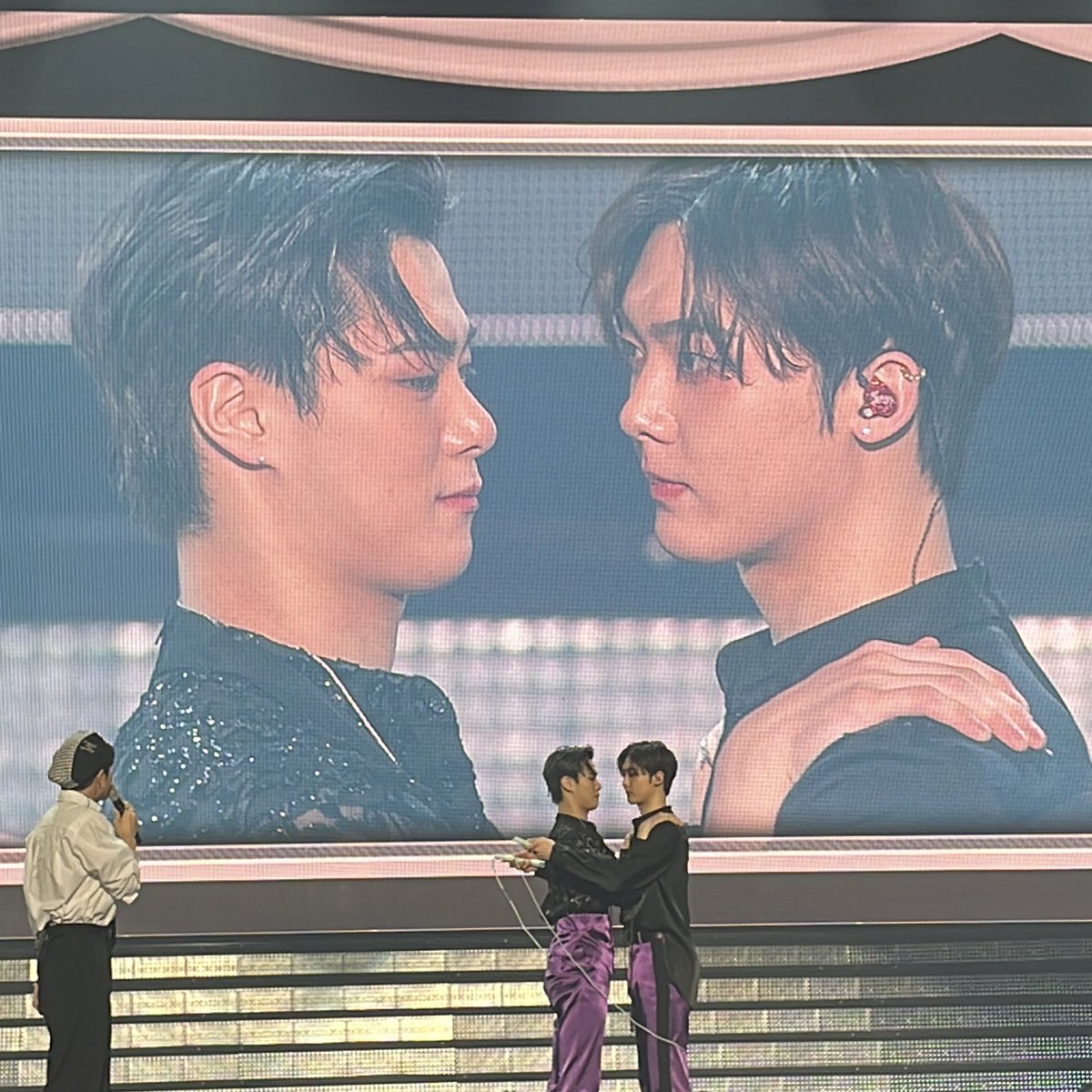 hwangdo_bin's tweet photo. 뭔데…⁰̤̑ ₀̑ ⁰̤̑ ..ෆ⃛ https://t.co/dTRsieVaM2