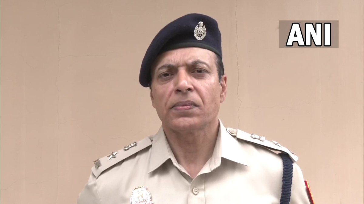 Delhi | Y’day at 10pm, Mangolpuri PS Outer District received information of 3 me… Delhi | Y’day at 10pm, Mangolpuri PS Outer District received information of 3 me…