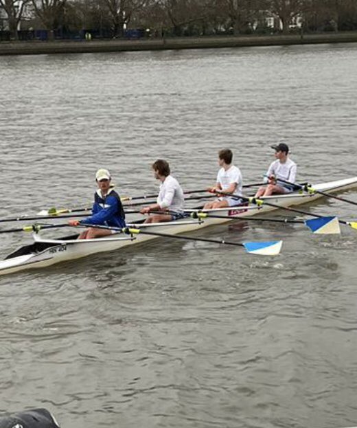 hinkseysculling's tweet photo. Our Ch 4- ‘B’ were camera shy apart from Club Captain Adam! Judah, Anton & Toby at bow came in 8th for #SHORR #Hinksey 📸 J Tilford. https://t.co/avlj4MfRNe