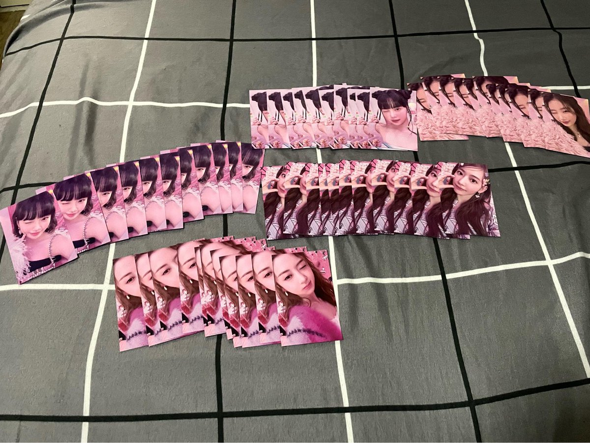 sselerafim's tweet photo. #updatesse 

to my claimers of le sserafim fearless jpn weverse ld event, we also won the lds!! 🥳🥳 https://t.co/ZYb6wBR0E9