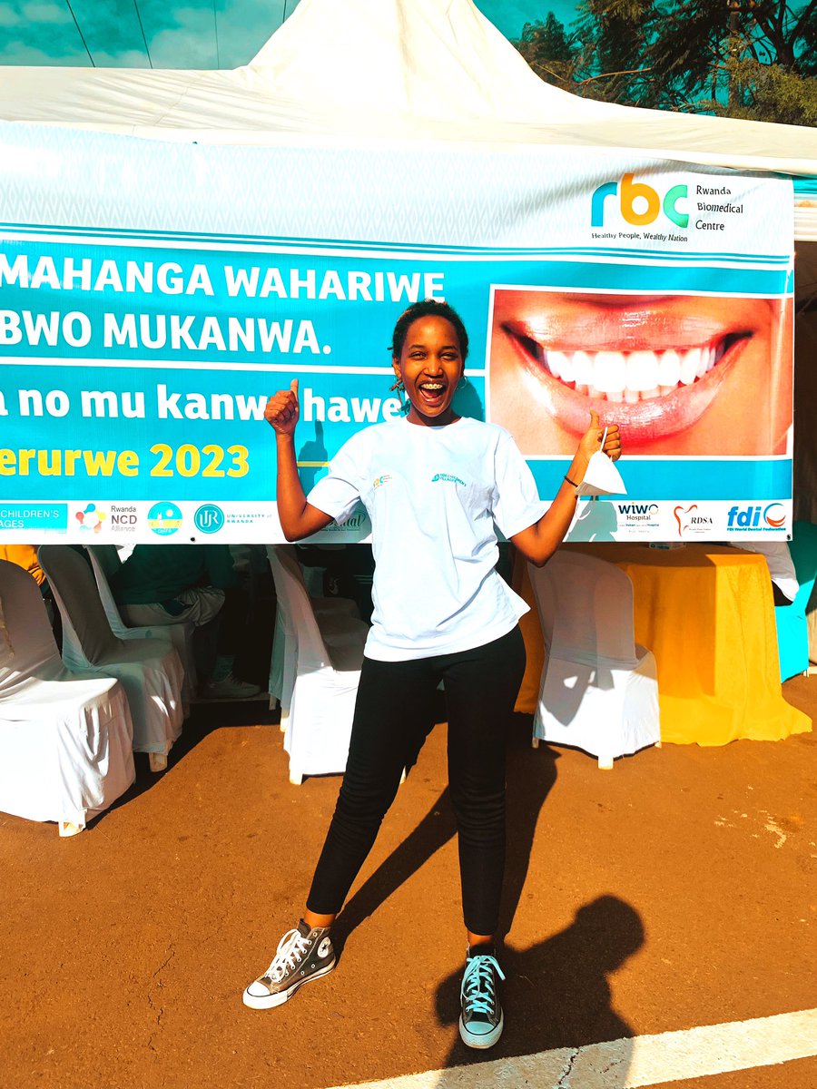 bianca_ange's tweet photo. #worldoralhealthday #campain #rdsa @Uni_Rwanda @carfreeday_info @rdsarwanda one smile at time😍 https://t.co/5TD3BtvRjn
