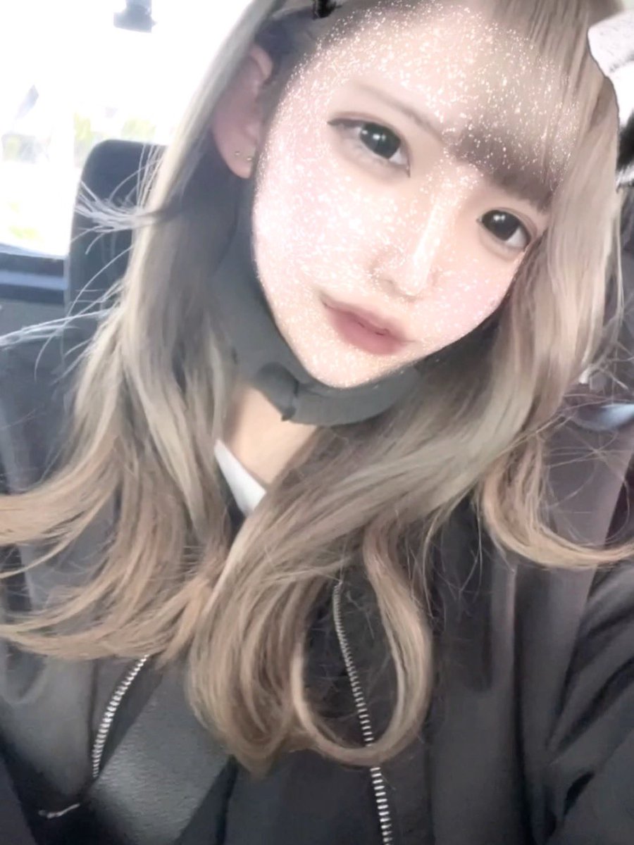 0510Eren's tweet photo. 本人に許可を得て。
大変身👻のエレンです。2023.03.18
ママの先輩の美容師さんに超高難度カラーやってもらいました‼️あざーっす🙏 https://t.co/ZOBXiNNxeV