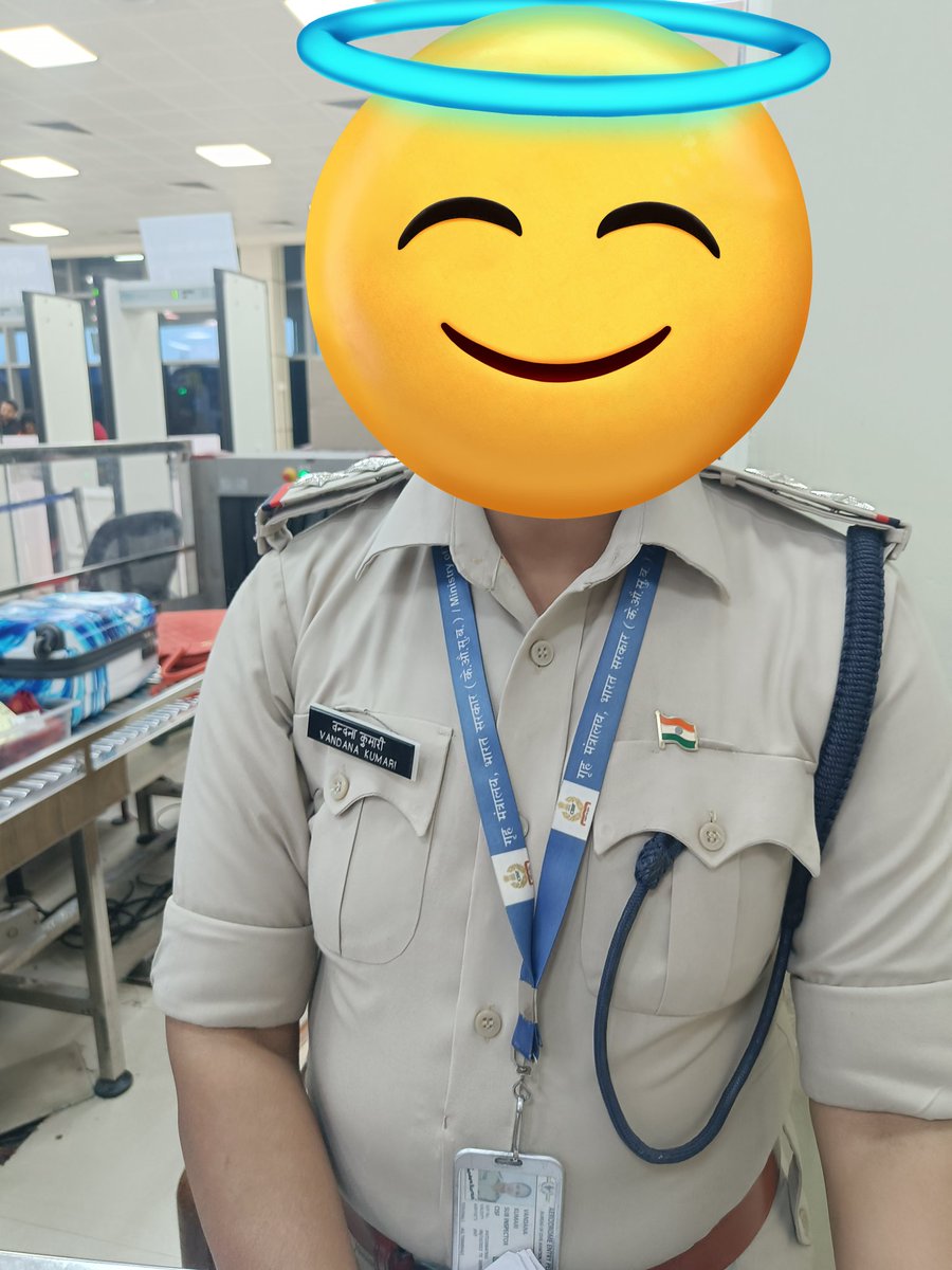 Humanity exists🧿 Forgot one of my bags at the security check @aaipatairport yesterday. This CISF personnel, Vandana Kumari not only looked for me but also handed me the bag after locating the exact flight. Thanks @CISFHQrs @HMOIndia and Vandana Kumari ji for kindness 🙏🏻