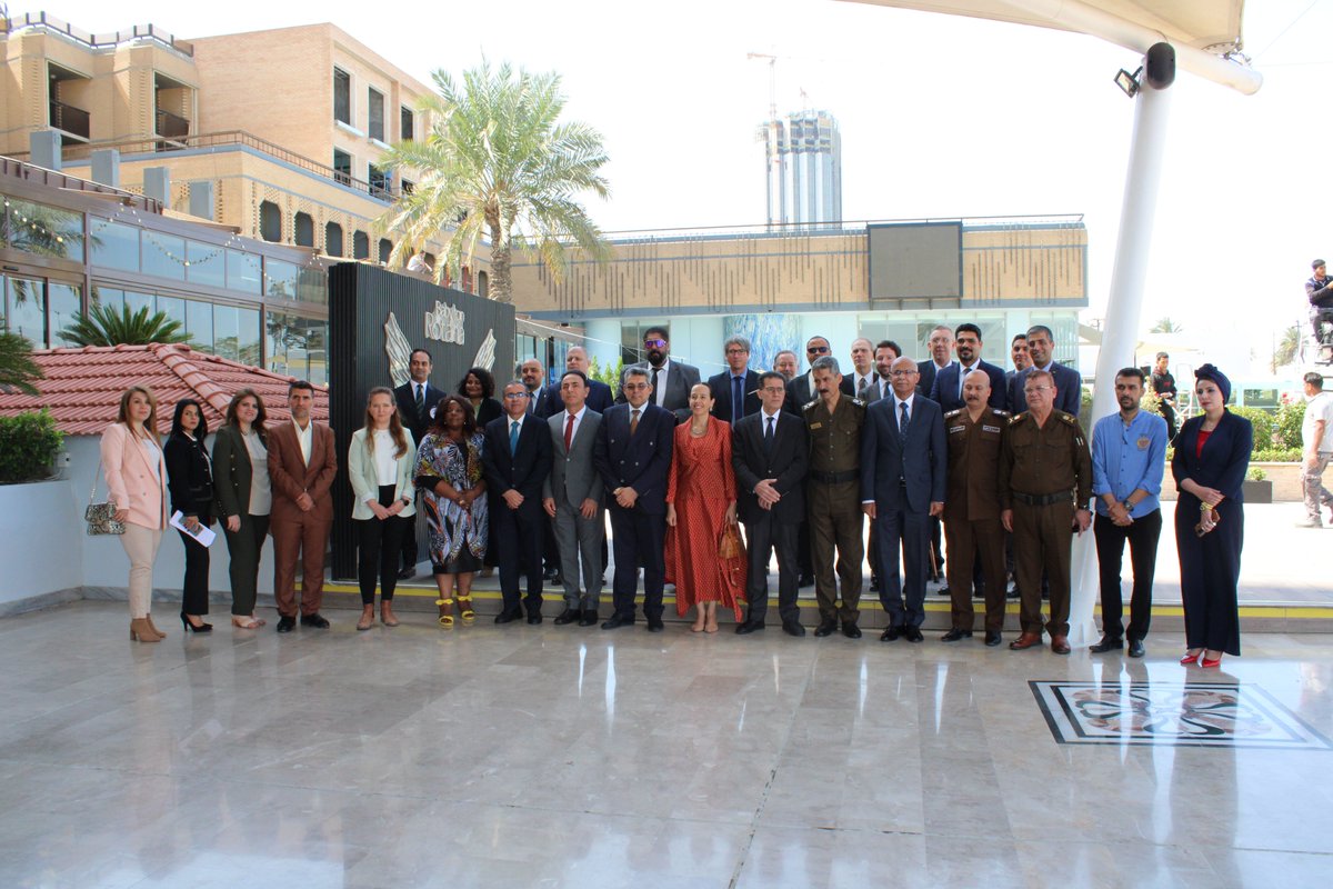 ISUCCM's tweet photo. Mr. Paul Shrubsole represented the #UnitedKingdom past #CCM President of the #10MSP also gave an opening address. The workshop hosted by @IraqiGovt @IraqinGeneva is made possible with the generous contribution of the @UKMissionGeneva and @NorwayInGeneva @NPAdisarm https://t.co/TvZkV0ZpYC