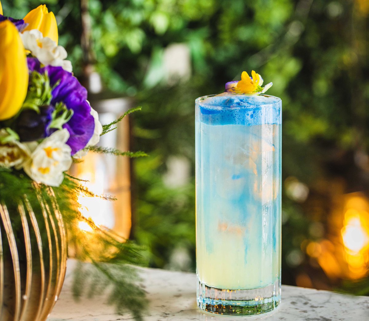 Happy Mother’s Day! 💐 Join us for a ‘Blooming Brilliant’ cocktail on our idyllic Garden Terrace to celebrate. 🍸