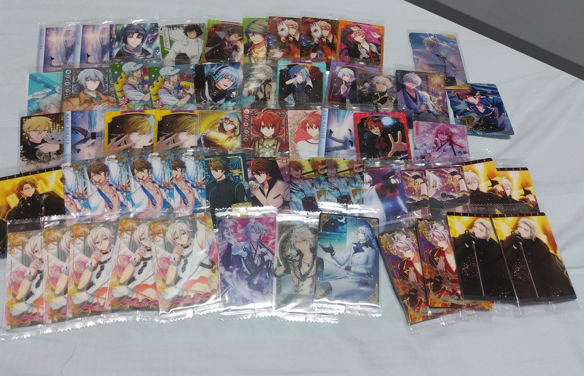 yu_712M's tweet photo. アイナナ ウエハース ぱしゃこれ
【交換】
譲→一織,大和,三月,環,壮五,ナギ,陸,楽,天,龍之介,百,千,巳波,虎於

求→定価+送料or壮五SUGAO(メタカ,缶バ)、環壮五2019記念日＞固ツイ＞他

求は同数グループ絵柄以外の抱き合わせあり検討可。

気軽にお声がけください！ https://t.co/6qAYVdaVL4