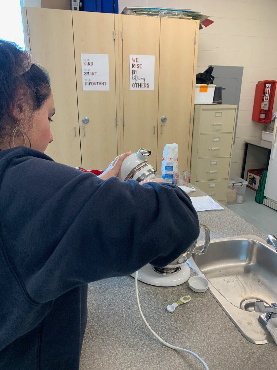 DelgobboLisa's tweet photo. It’s the last day of March Break. So, to get excited for the return of school, here’s a look back at few things the PIP room at @EaglesAscension has been up to these last few months: https://t.co/yk3xl6tcaV