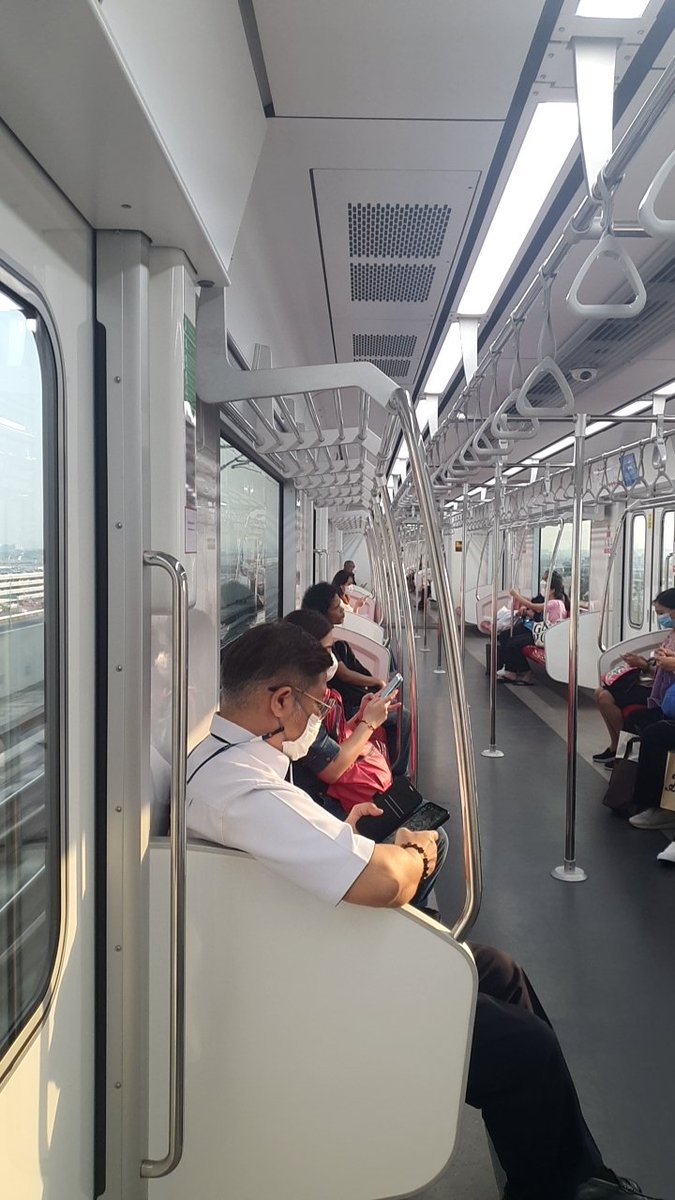 P66105171's tweet photo. ไปไหนดี https://t.co/pHHTuNvhoF