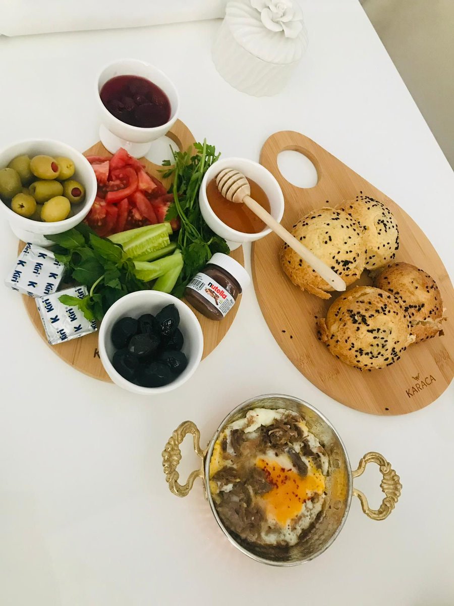 Ucan_Coin's tweet photo. Goodmorning Legends ☕️☀️

Happy Sunday 👪

Let's start the day with a nice breakfast 😎

#Emmi #OrdinalsNFT #EthNFT #SolNFT #CNFT #AptNFT #SuiNFT https://t.co/KHof4DSvgV