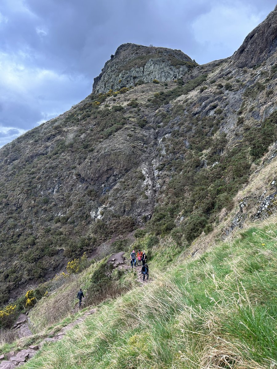 BishowParajuli's tweet image. Beautiful park and lovely walk..! #HolyRood, #Edinburgh.