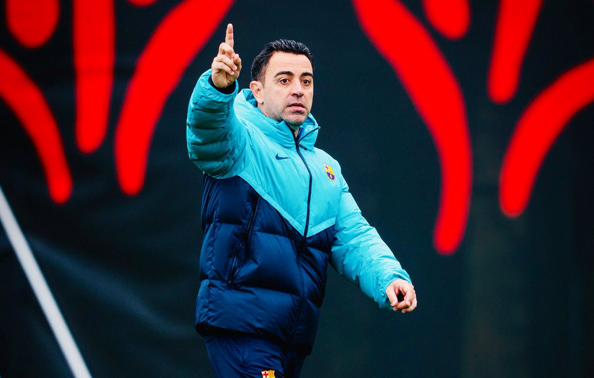 🛑⚠️ |
- أجواء مُختلفة كُلياً '

- لأول مره هذا الموسم وقبل 24 ساعة من مُباراة برشلونة ، لا يوجد اي شىء معروف او حتي مُجرد توقعات ، لا التشكيلة لا التكتيك ولا اللاعبين او حتي هل يوجد [ تيفو ] في الكامب نو او لا ، غموض كبير في البيت الكتالوني ولا أحد يعرف اي شىء . 🔵🔴